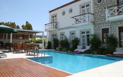 Alenos Alaçatı Otel · 4