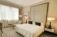 Guest Room - King Bed