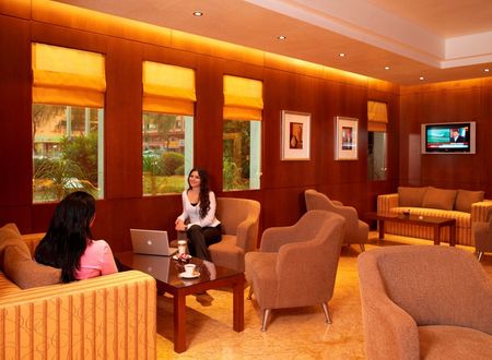 unitedarabemirates/abudabi/alrawdaarjaanbyrotana03d64003.jpg