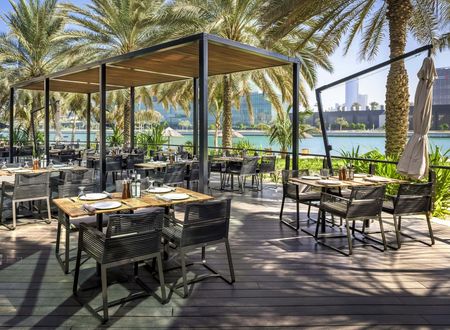 unitedarabemirates/abudabi/beachrotanaabudhabi9304992b.jpg