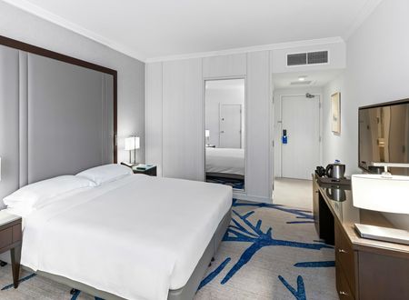unitedarabemirates/abudabi/beachrotanaabudhabie42c9948.jpg