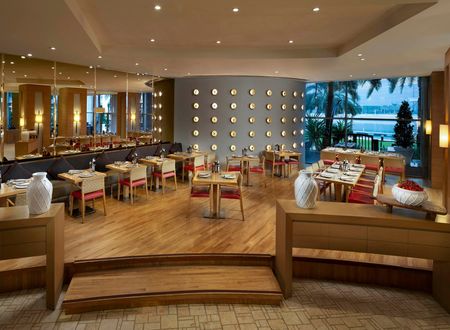 unitedarabemirates/abudabi/beachrotanaallsuites0bea7875.jpg