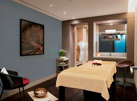 unitedarabemirates/abudabi/capitalcentrearjaanbyrotana5b4da6a8.jpg