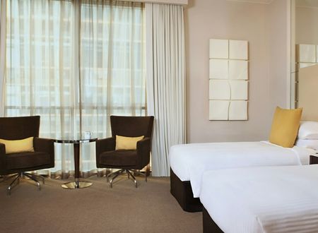 unitedarabemirates/abudabi/centroalmanhal01670176.jpg