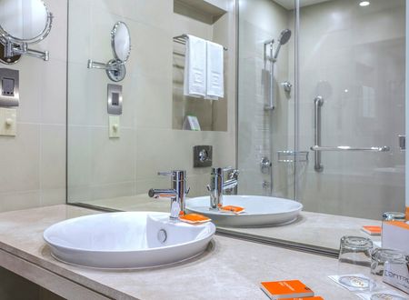 unitedarabemirates/abudabi/centroalmanhal39144086.jpg