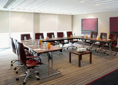 unitedarabemirates/abudabi/centroalmanhal954ec447.jpg