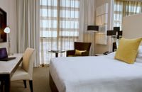 Centro Prime Room - Queen Bed
