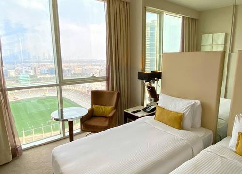 unitedarabemirates/abudabi/centroalmanhalb2a17907.jpg
