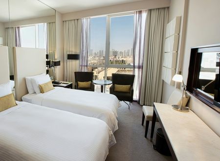 unitedarabemirates/abudabi/centroalmanhale6802363.jpg