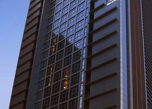 unitedarabemirates/abudabi/centrocapitalcentrebyrotana427b9f1b.jpg