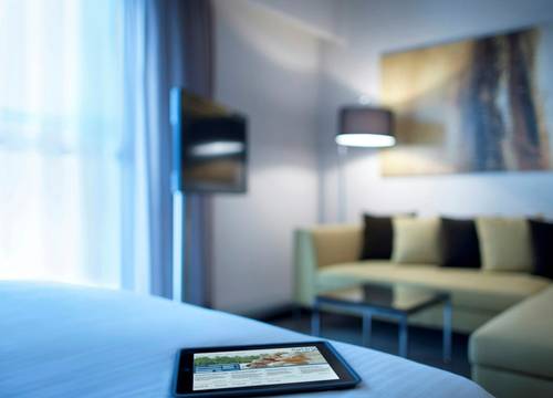 unitedarabemirates/abudabi/centrocapitalcentrebyrotana52867752.jpg