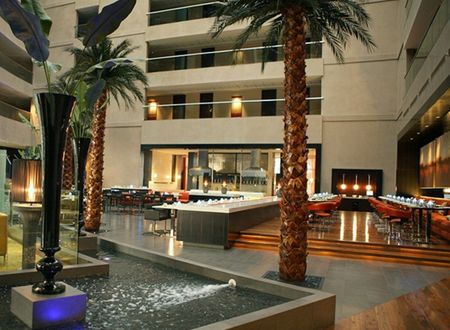 unitedarabemirates/abudabi/centrosharjahbyrotana3646e7d7.jpg