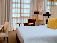 Family Connecting Rooms-Queen and Twin Beds