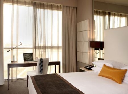 unitedarabemirates/abudabi/centrosharjahbyrotana53627a6e.jpg