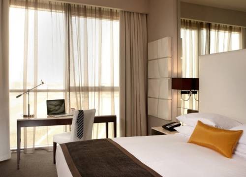 unitedarabemirates/abudabi/centrosharjahbyrotana53627a6e.jpg