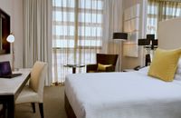 Centro Room - Queen Bed