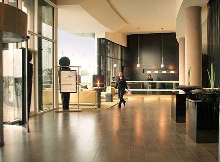 unitedarabemirates/abudabi/centrosharjahbyrotana85b0c3d3.jpg