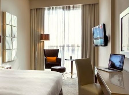 unitedarabemirates/abudabi/centrosharjahbyrotana9813cc5d.jpg