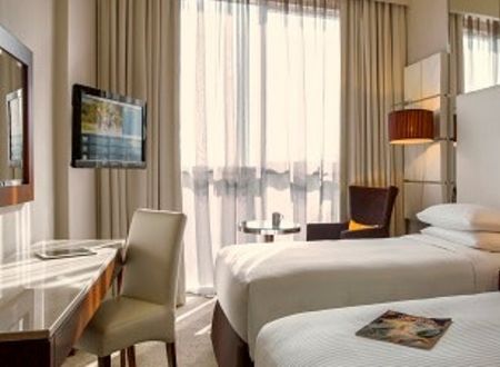 unitedarabemirates/abudabi/centrosharjahbyrotanaa3e59e22.jpg