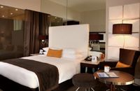 Centro Room - Queen Bed