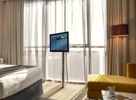 unitedarabemirates/abudabi/centrosharjahbyrotanaec85e47e.jpg