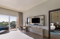 Family Connecting Rooms - King and Twin Beds