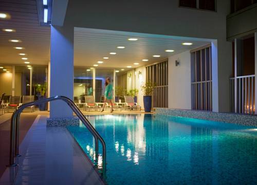 unitedarabemirates/abudabi/halaarjaanbyrotana69986f72.jpg
