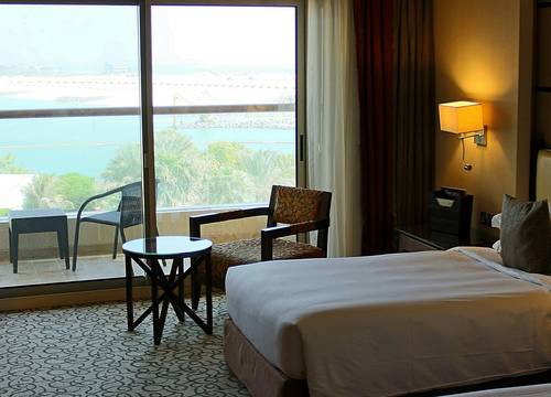 unitedarabemirates/abudabi/khalidiyapalacerayhaan212925a3.jpg