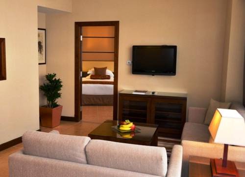 unitedarabemirates/abudabi/khalidiyapalacerayhaan8361f4a7.jpg