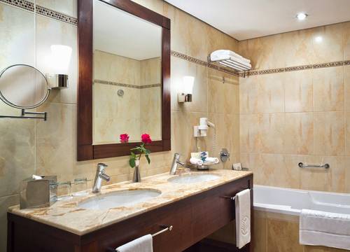 unitedarabemirates/abudabi/khalidiyapalacerayhaanc011059f.jpg