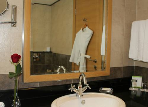 unitedarabemirates/abudabi/nourarjaanbyrotana5eb22bfb.jpg