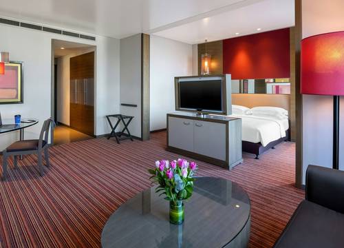 unitedarabemirates/abudabi/parkrotana63101ea0.jpg