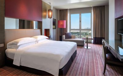 Park Rotana · 3