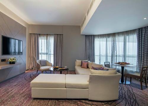 unitedarabemirates/abudabi/pearlrotanacapitalcentre43b3a292.jpg