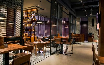 Pearl Rotana Capital Centre · 2