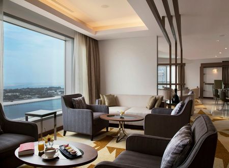 unitedarabemirates/abudabi/pearlrotanacapitalcentrea905ab67.jpg