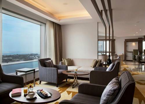 unitedarabemirates/abudabi/pearlrotanacapitalcentrea905ab67.jpg