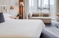Family Connecting Rooms - King and Twin Bed