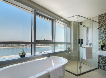 unitedarabemirates/abudabi/pearlrotanacapitalcentree493b35d.jpg