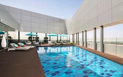Pearl Rotana Capital Centre · 3