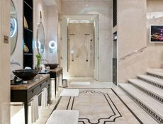 Royal Suite