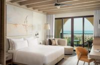 Sea View Room with Balcony and Lounge Access - King Bed