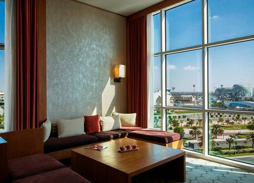 unitedarabemirates/abudabi/yasislandrotanac713d0d2.jpg