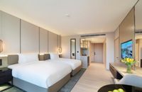 Guest Room with Balcony - Twin Beds