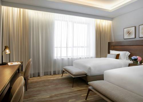 unitedarabemirates/dubai/aljaddafrotanasuitehotel5e3f4450.jpg