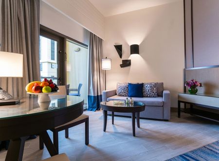 unitedarabemirates/dubai/amwajrotanajumeirahbeach047676e5.jpg