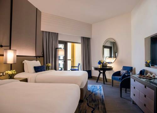 unitedarabemirates/dubai/amwajrotanajumeirahbeach3a2e7387.jpg