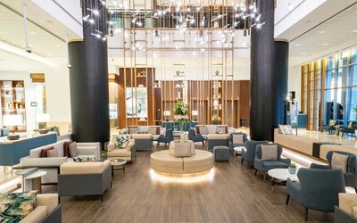 Amwaj Rotana Jumeirah Beach · 5