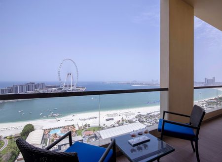 unitedarabemirates/dubai/amwajrotanajumeirahbeachc4acb54b.jpg