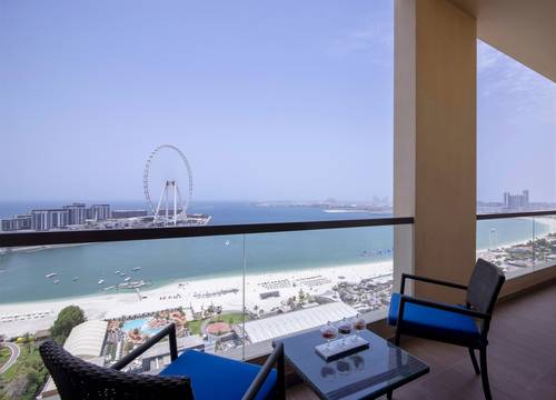 unitedarabemirates/dubai/amwajrotanajumeirahbeachc4acb54b.jpg